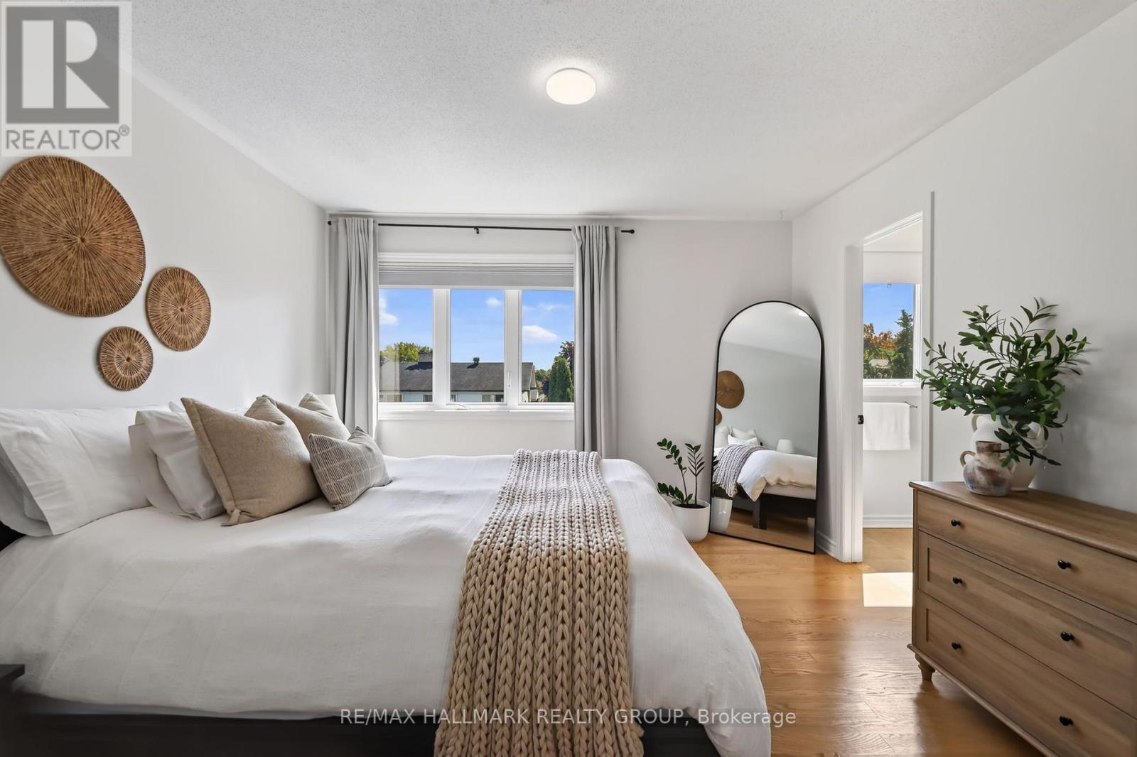 144 MARRISSA AVENUE, Ottawa. Luxury613. By Peter Sagos - Image 19