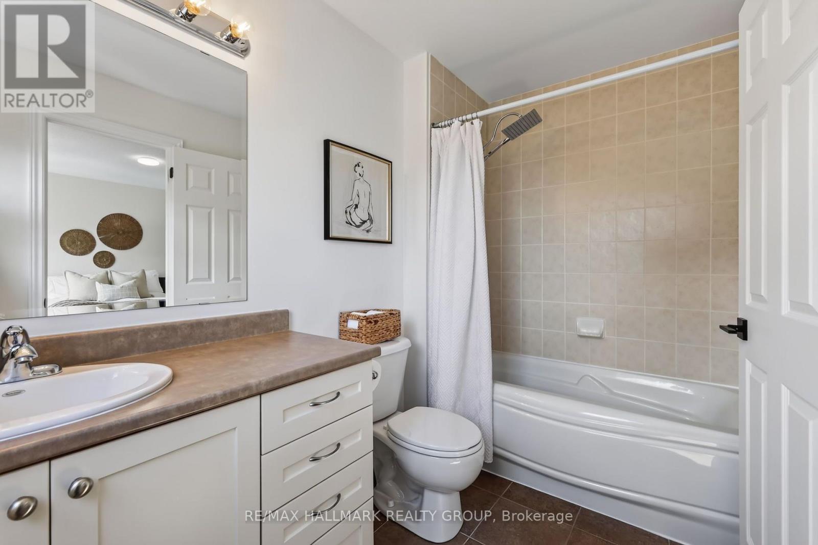 144 MARRISSA AVENUE, Ottawa. Luxury613. By Peter Sagos - Image 24