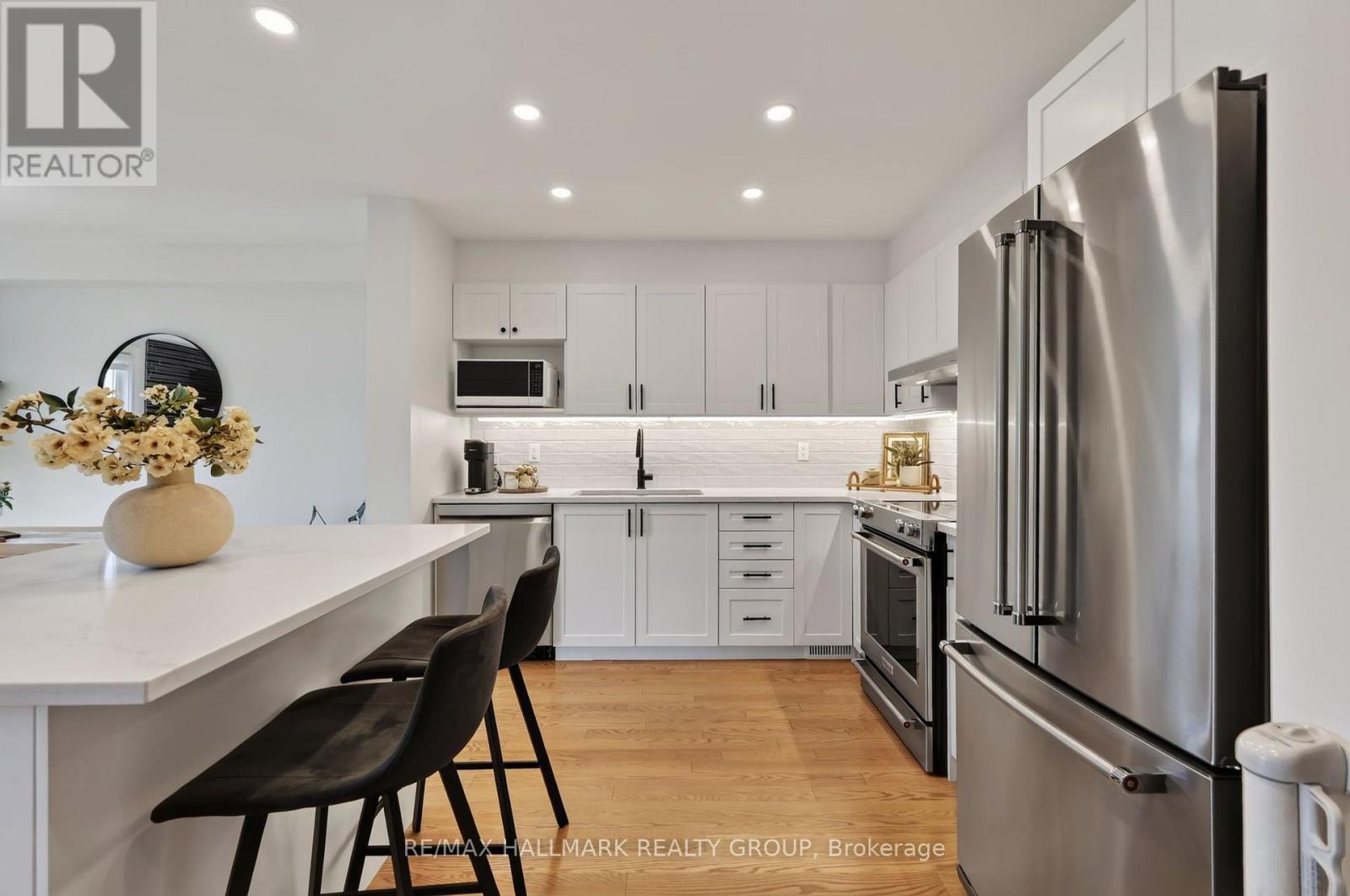 144 MARRISSA AVENUE, Ottawa. Luxury613. By Peter Sagos - Image 8
