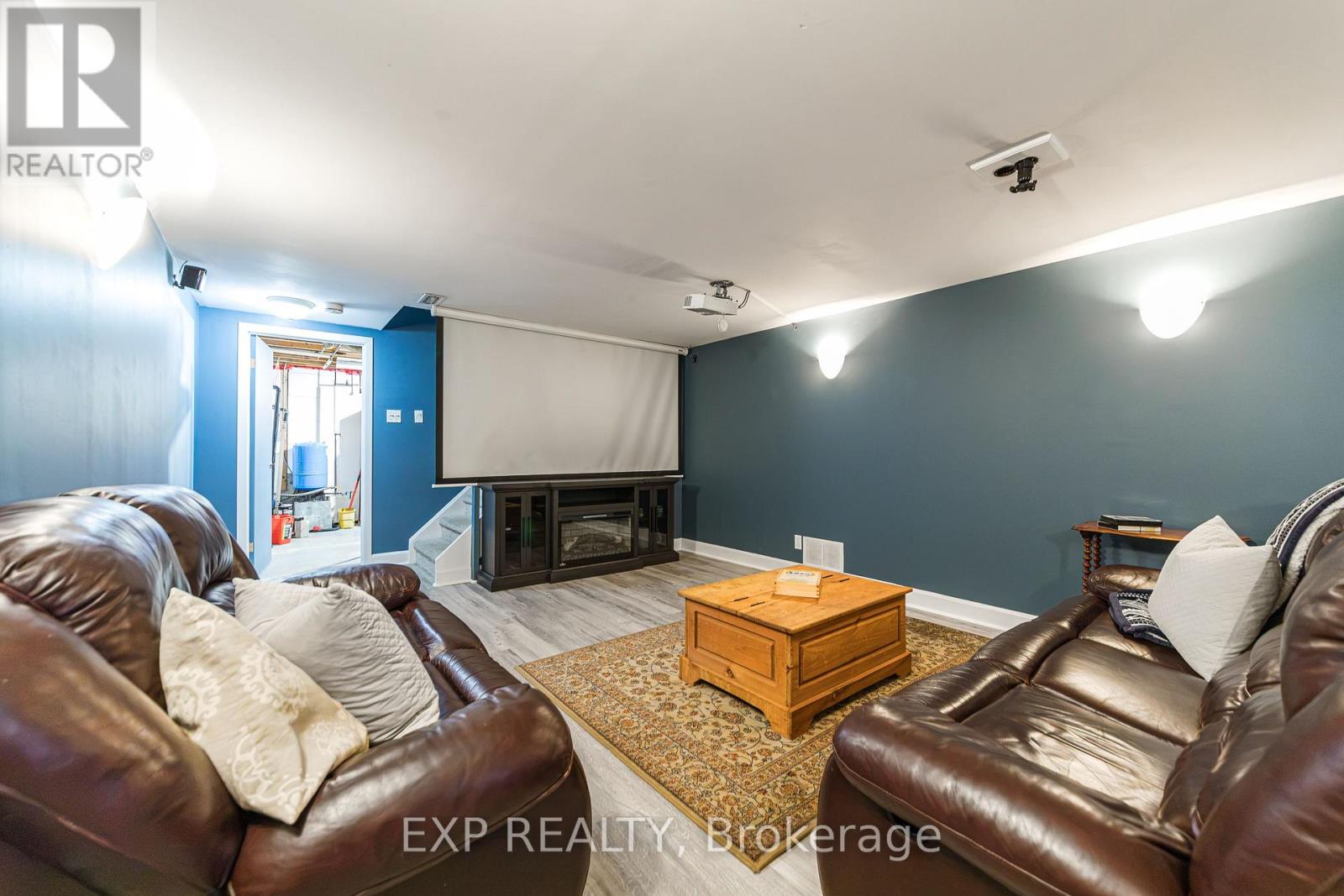 1221 FAIRWAY DRIVE photo 34