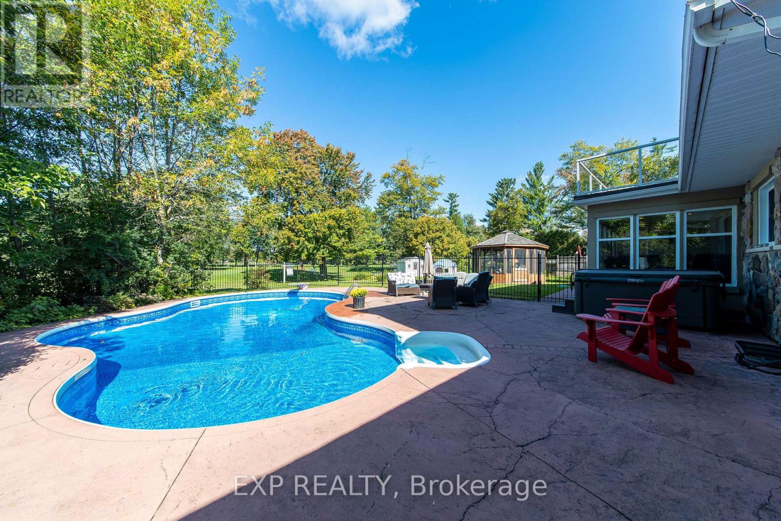 1221 FAIRWAY DRIVE photo 39