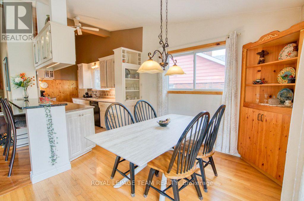 220 ANCASTER AVENUE, Ottawa. Luxury613. By Peter Sagos - Image 15