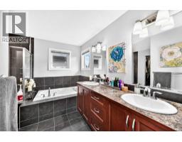 144 Pantego Close NW - photo 33