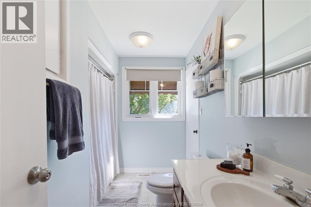 1085 WATSON - Image 26