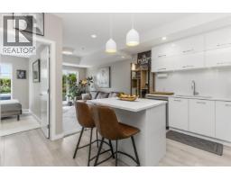 311 38033 Second Avenue, Squamish, BC V8B0C4 Photo 10
