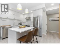 311 38033 Second Avenue, Squamish, BC V8B0C4 Photo 11