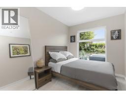 311 38033 Second Avenue, Squamish, BC V8B0C4 Photo 13