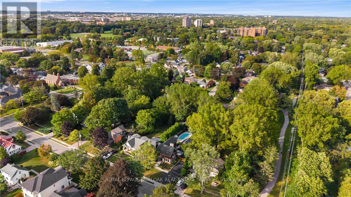 423 SMITH AVENUE - 48