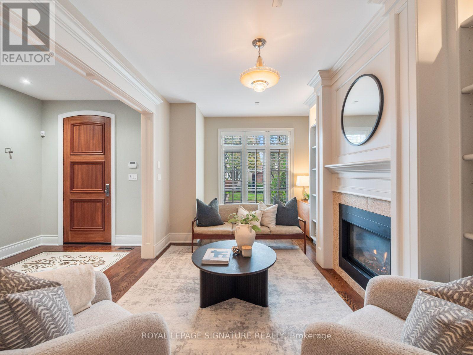 Photo of 351 CRANBROOKE AVENUE
