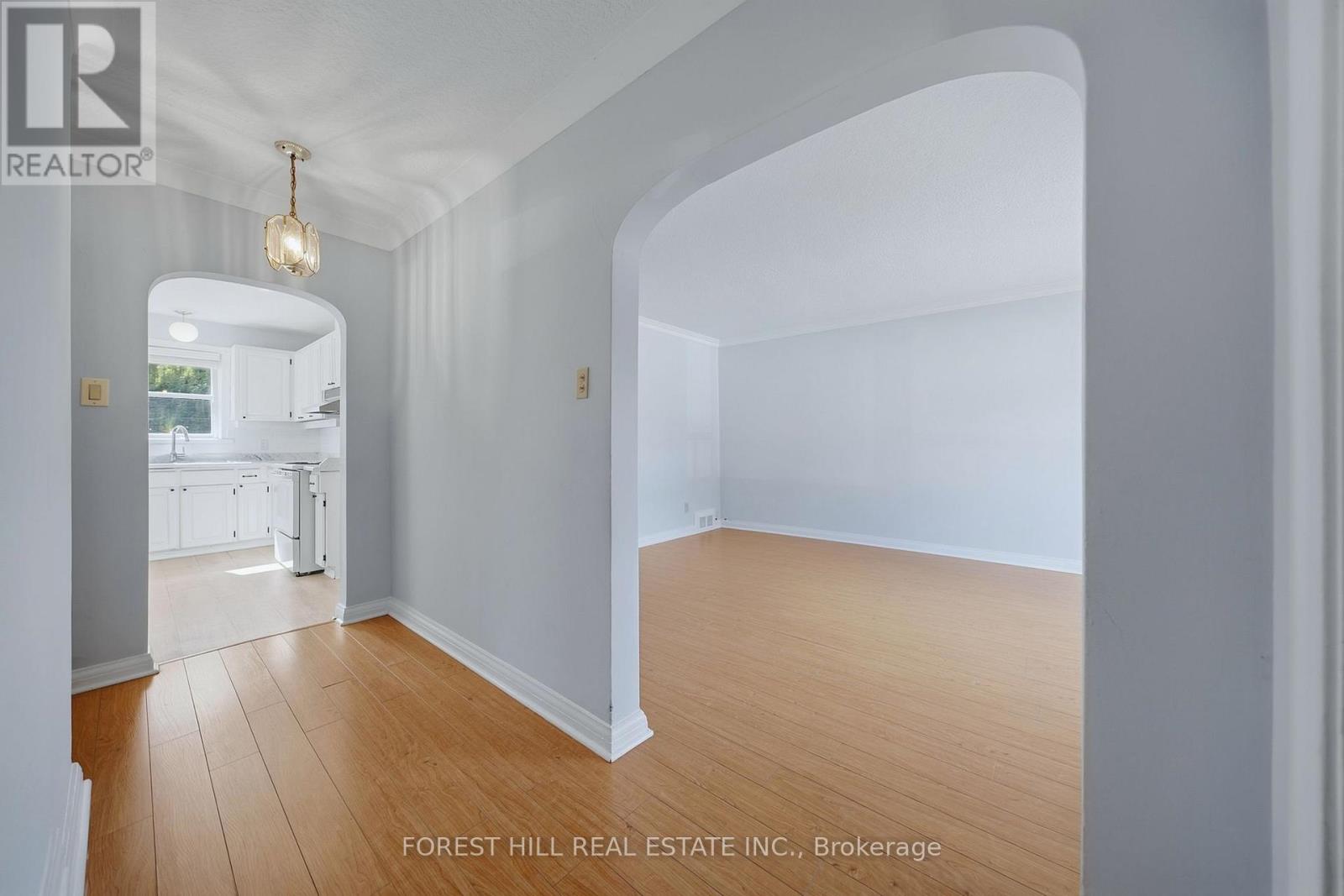 147 VIEWMOUNT AVENUE - 6