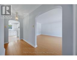 Primary Bedroom - 147 Viewmount Avenue, Toronto, ON M6B1T5 Photo 6