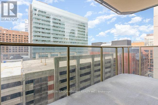 #1108 750 BAY STREET - 11