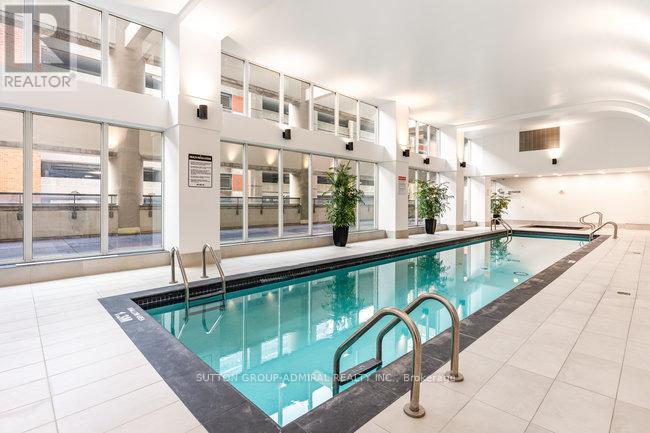 #1108 750 BAY STREET - 15