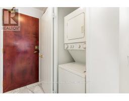 1108 - 750 Bay Street, Toronto, ON M5G1N6 Photo 10