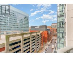 1108 - 750 Bay Street, Toronto, ON M5G1N6 Photo 12