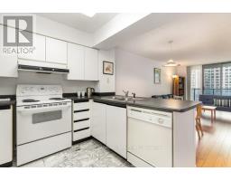 1108 - 750 Bay Street, Toronto, ON M5G1N6 Photo 7