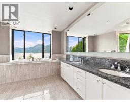 108 Furry Creek Drive, West Vancouver, BC V8B1A3 Photo 14