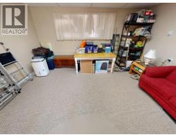 7251 Hazelton Street, Powell River, BC  Photo 27