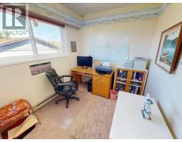 7251 Hazelton Street, Powell River, BC  Photo 23