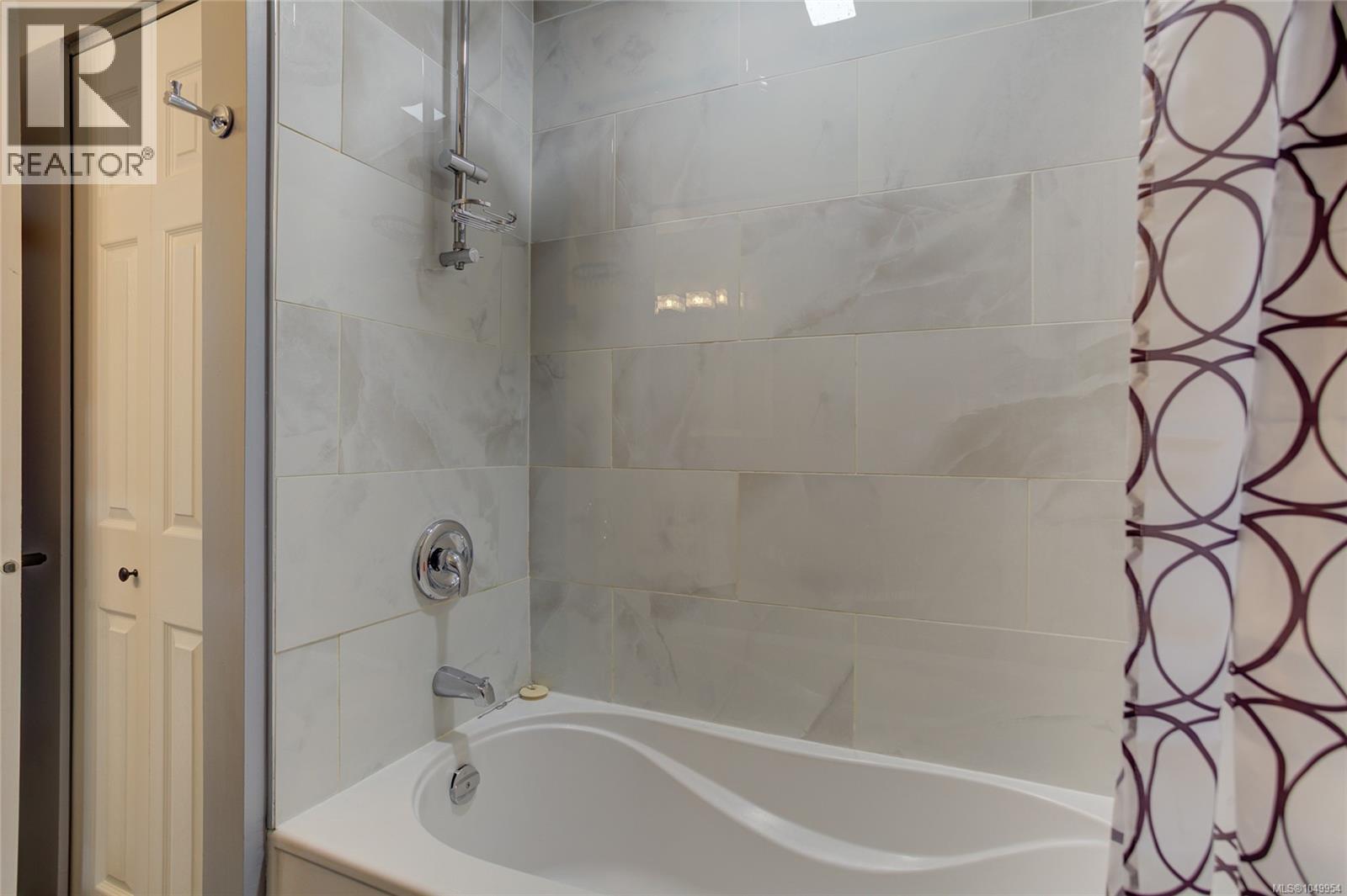 #103 40 Stanley Rd - 23