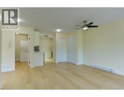 Kitchen - 103 40 Stanley Rd, Lake Cowichan, BC V0R2G0 Photo 6
