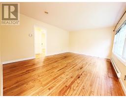 16 Burke Place thumbnail 10