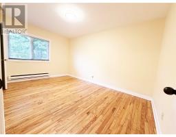 16 Burke Place thumbnail 12