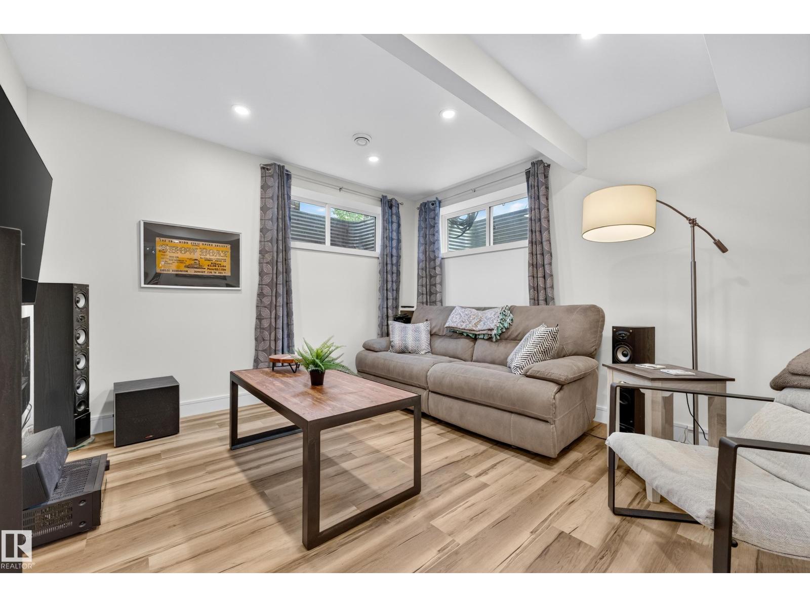 12528 172 AV NW - 30