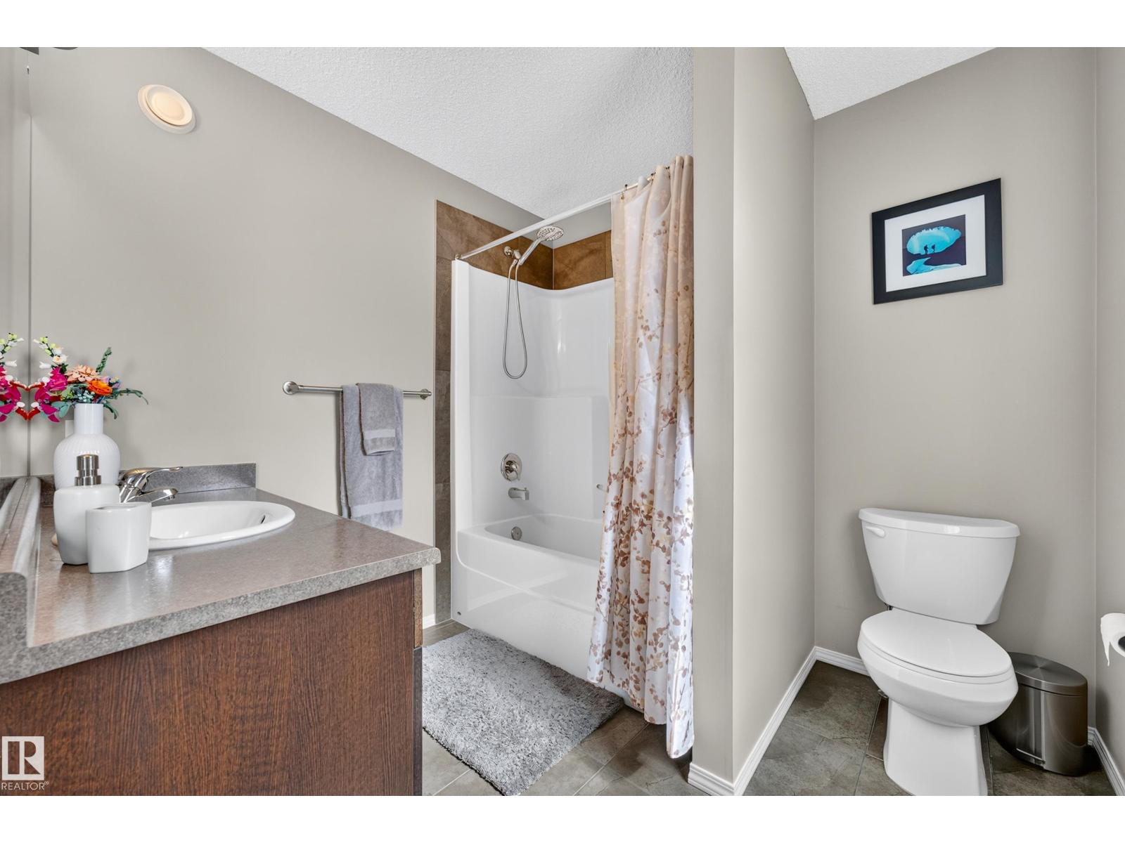 12528 172 AV NW - 35