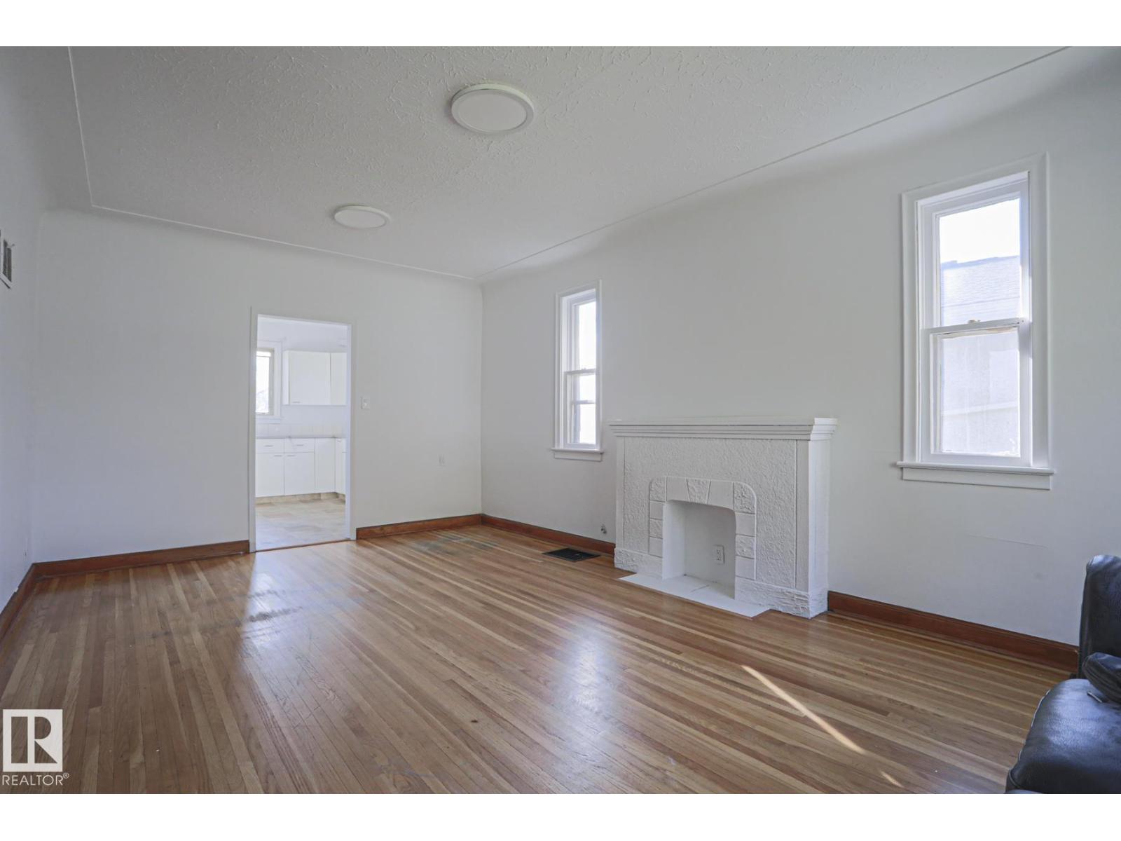 13129 101 St NW, Lauderdale — photo 12 of 26