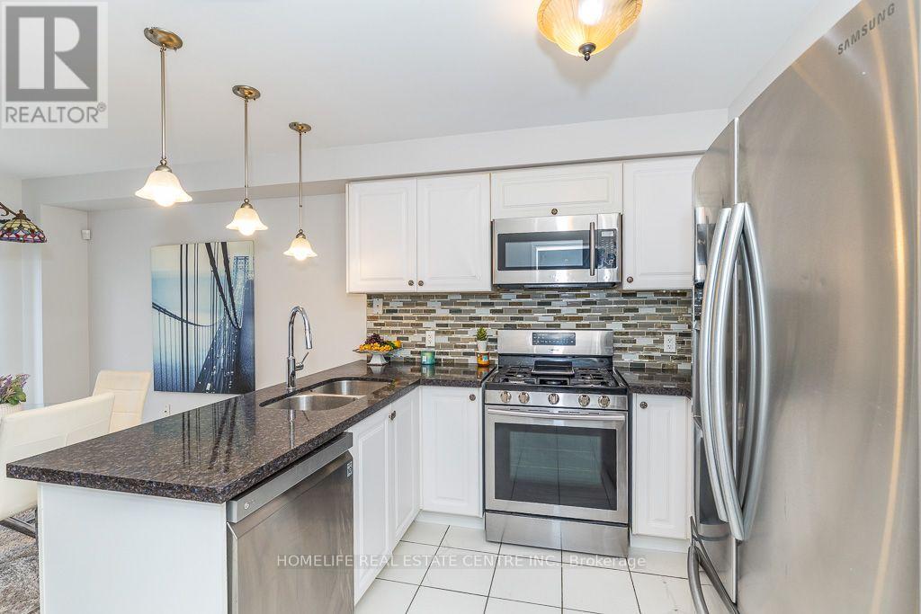 65 Batt Crescent, Ajax, ON photo 13