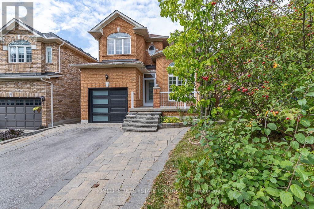 65 Batt Crescent, Ajax, ON photo 3