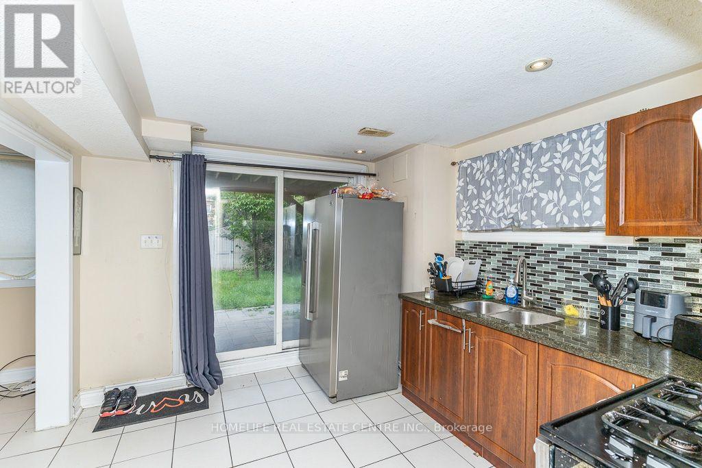 65 Batt Crescent, Ajax, ON photo 41
