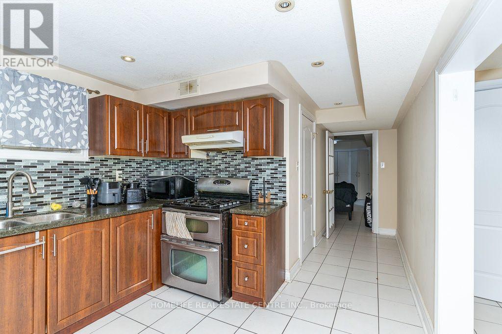 65 Batt Crescent, Ajax, ON photo 43