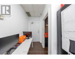11 - 117 Ringwood Drive, Whitchurch Stouffville, ON L4A8C1 Photo 10