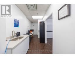 11 - 117 Ringwood Drive, Whitchurch Stouffville, ON L4A8C1 Photo 8