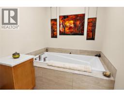 807 21 Dallas Rd, Victoria, BC V8V4Z9 Photo 31