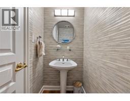 807 21 Dallas Rd, Victoria, BC V8V4Z9 Photo 34