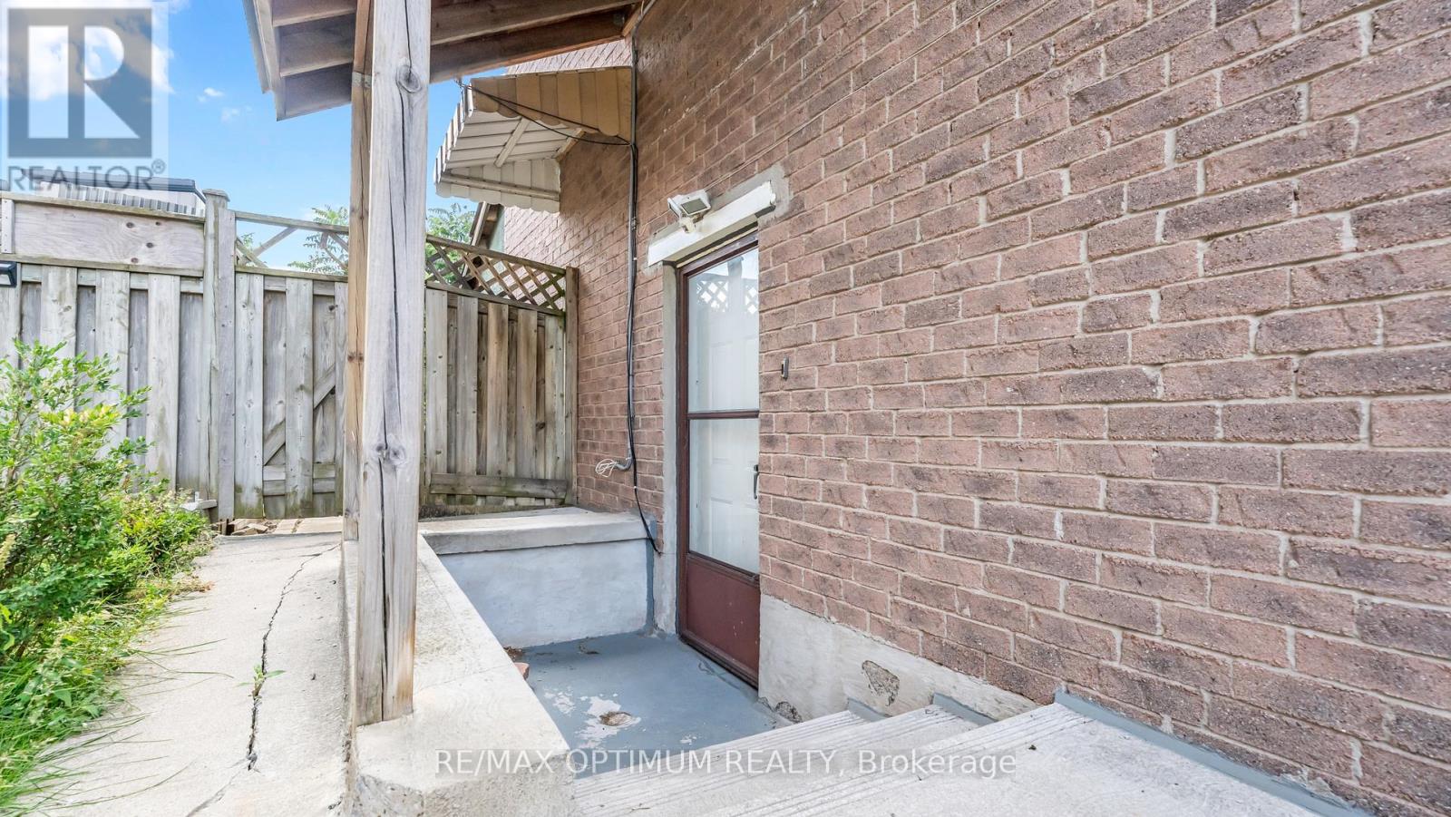 362 KINGSBRIDGE GARDEN CIRCLE - Image 30