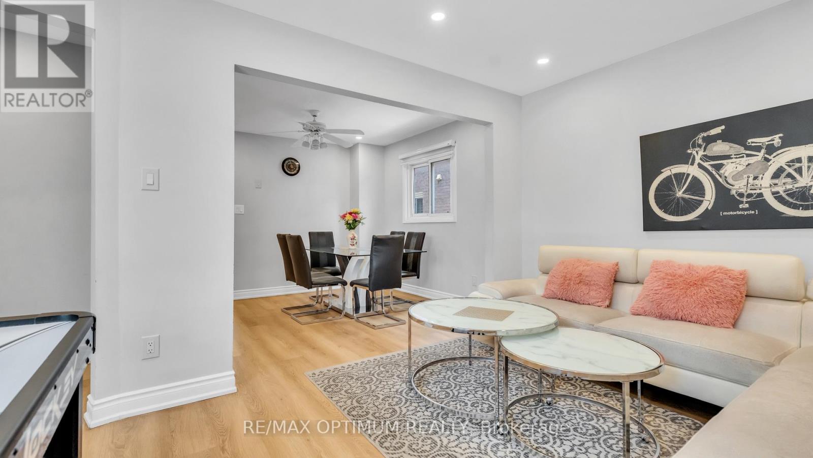 Photo of 362 KINGSBRIDGE GARDEN CIRCLE