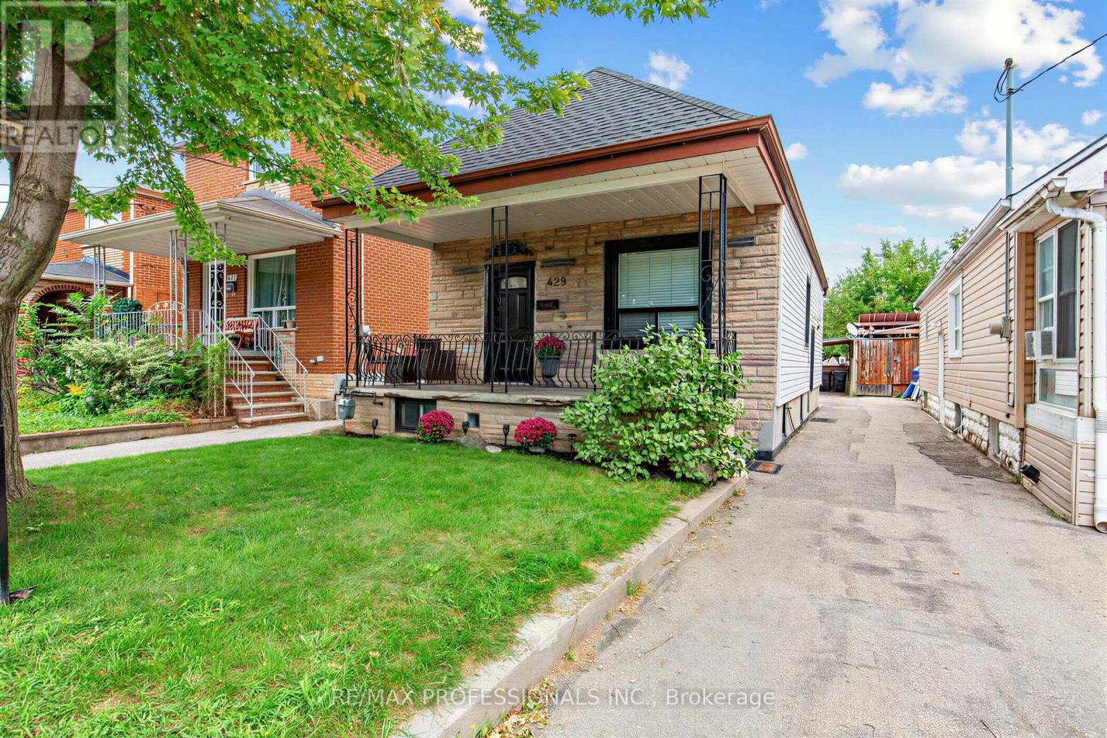 Photo of 429 Gilbert Avenue