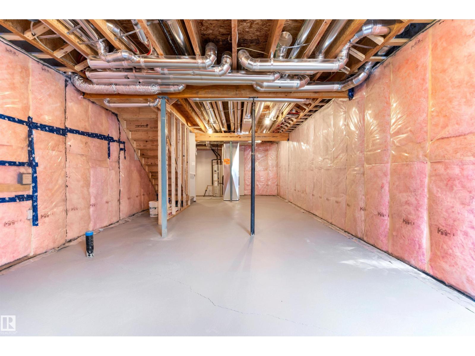 18844 28 AV NW - 35