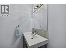 996 Arras Road, Sorrento, BC V0E2W1 Photo 33