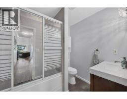 996 Arras Road, Sorrento, BC V0E2W1 Photo 34