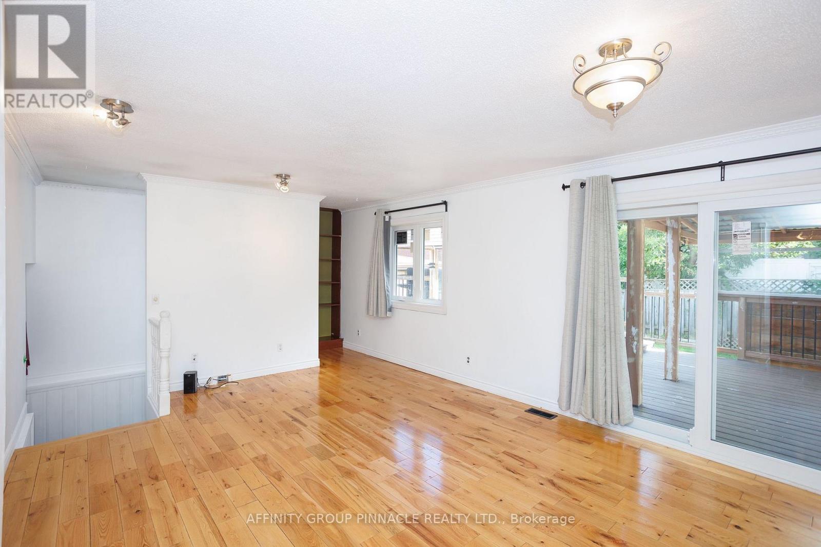 71 GLENELG STREET W - 16
