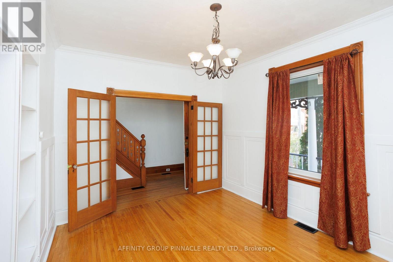 71 GLENELG STREET W - Image 8