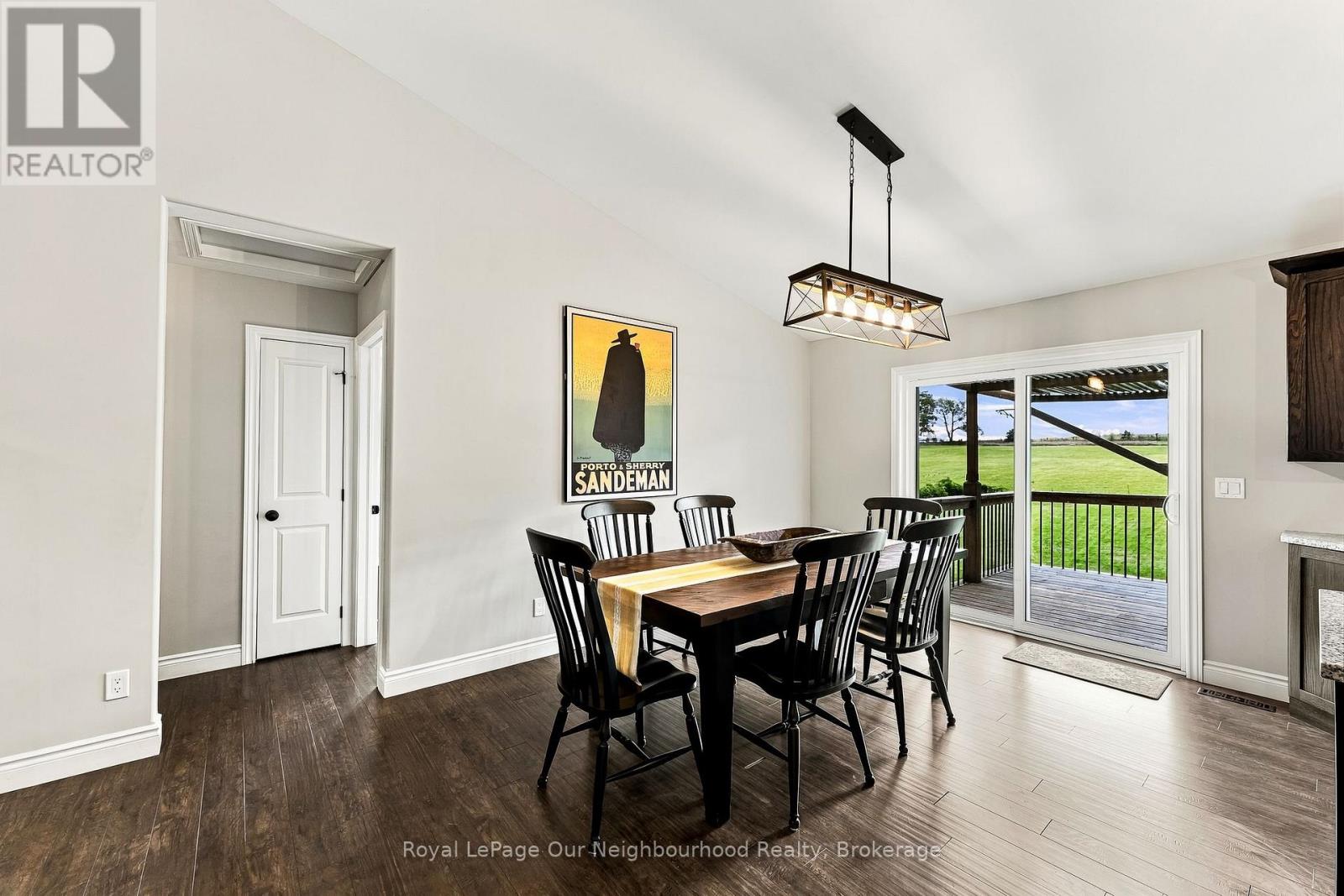 13985 DUNDONALD ROAD - 15