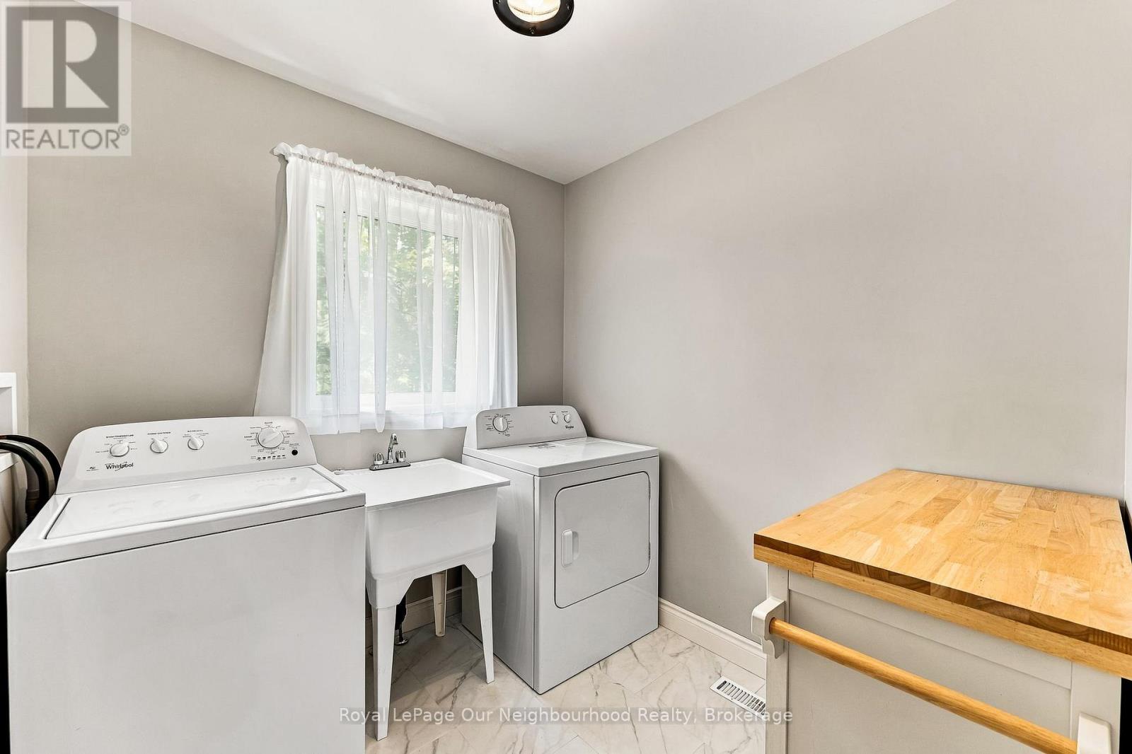 13985 DUNDONALD ROAD - 31