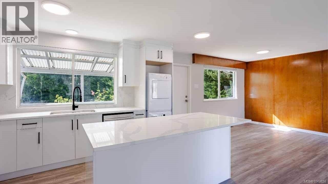 489 Lenhart Ave - 23