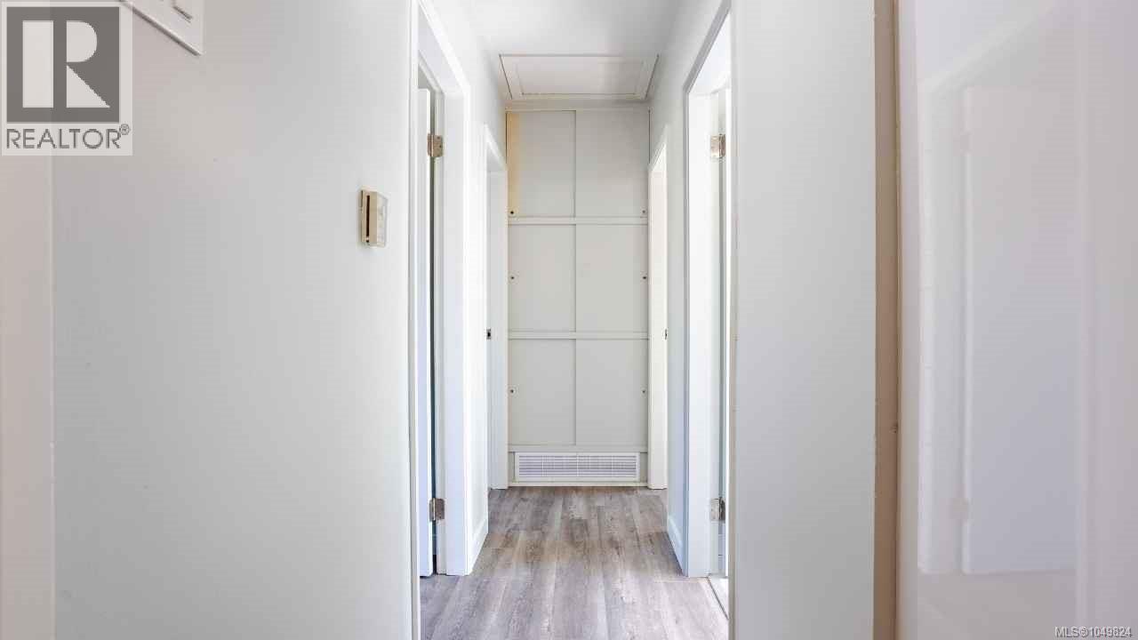 489 Lenhart Ave - 25
